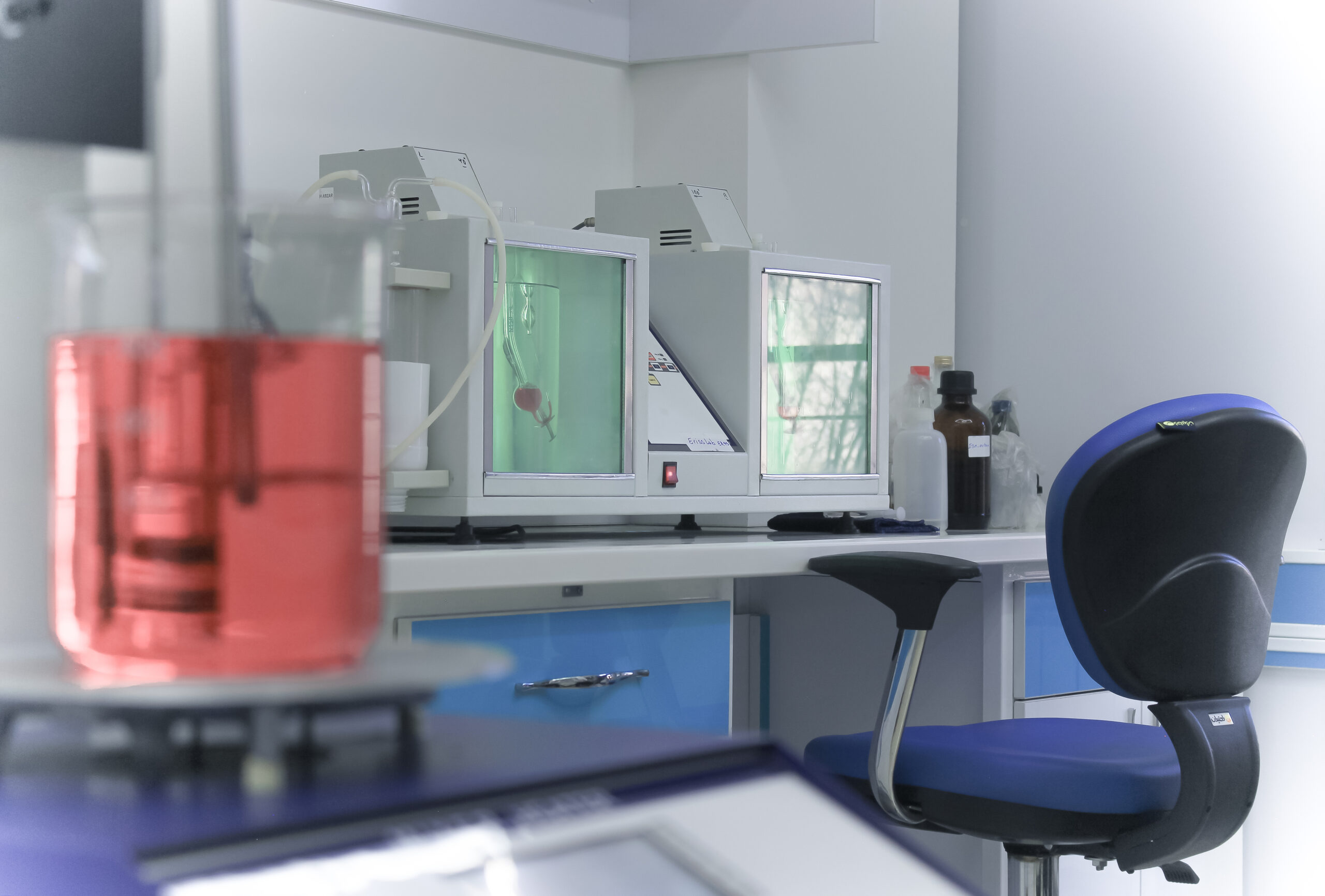 معرفی واحد تحقیق و توسعه اریس کیمیای پارس- تصویر یازدهم